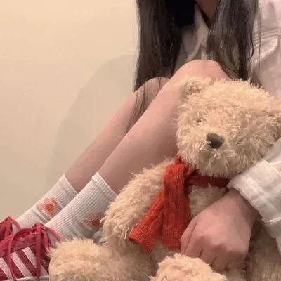 亚历克斯·克罗斯第一季